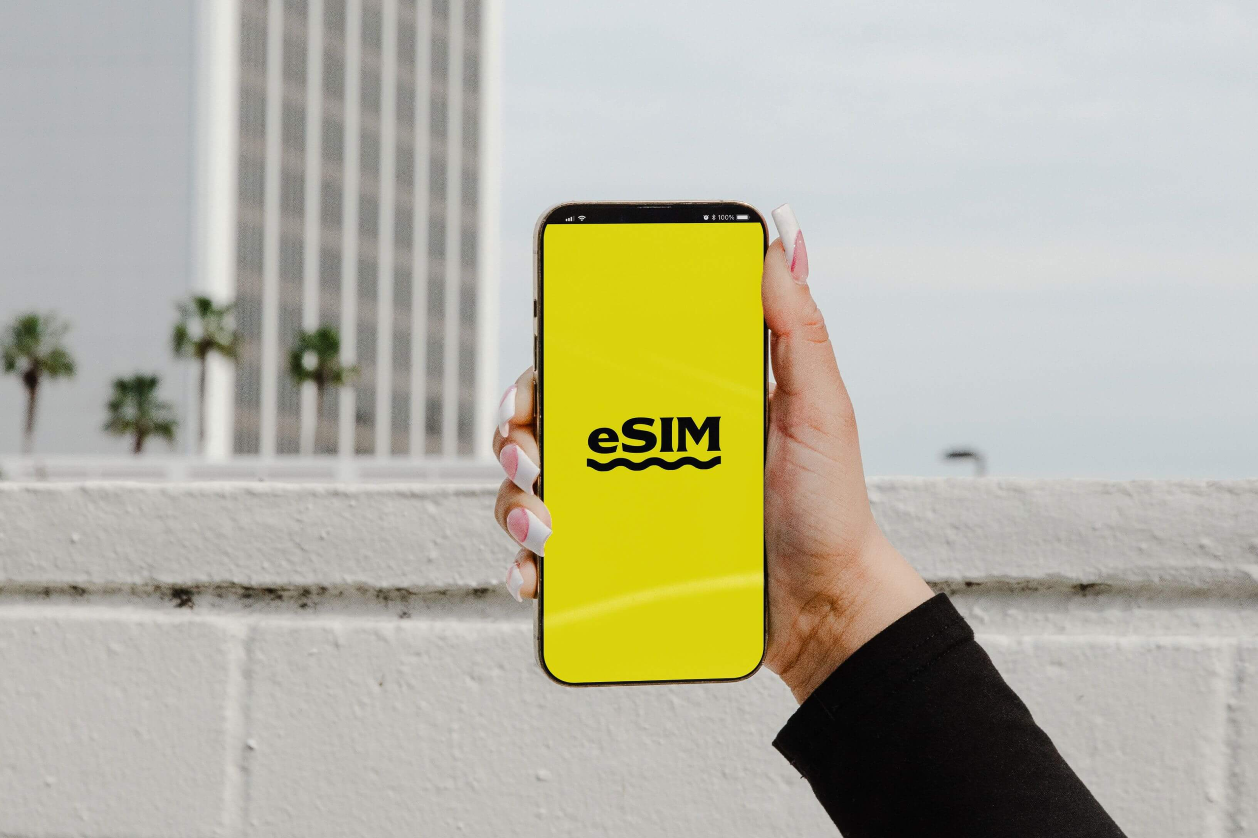 Best eSIM for China travel with smartphone and mobile data for travelers